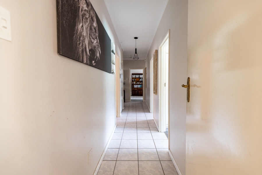 4 Bedroom Property for Sale in Summerstrand Eastern Cape